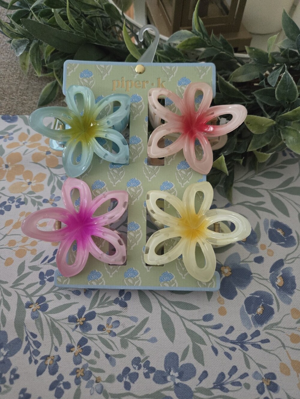 Piper Pastel Flower Hair Clips - Set of 4 (Blue, Pink, Peach, Cream)